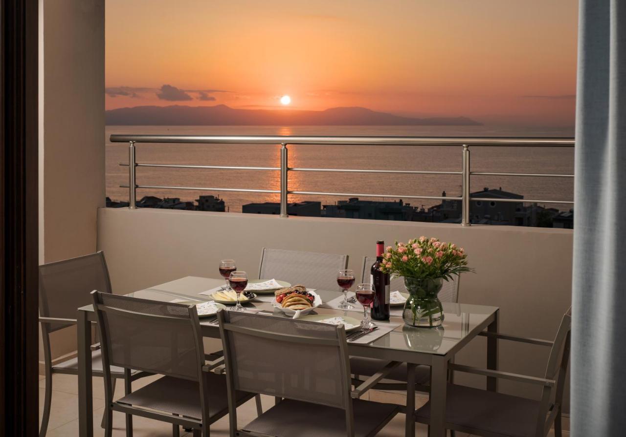 Overview Chania With Sea View And Amazing Sunset Eksteriør bilde
